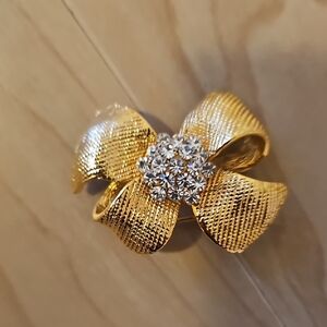 Flower Brooch